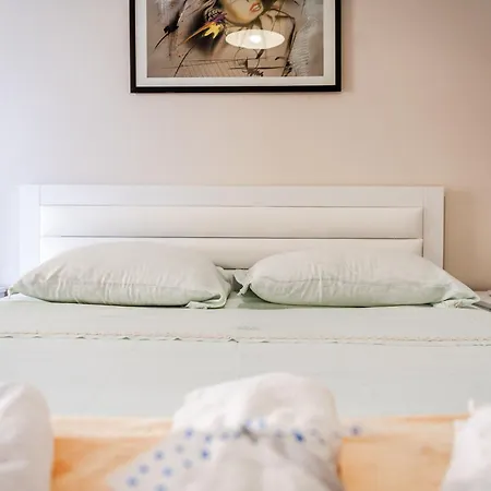 아파트 Helia's Cozy Qerret 골렘