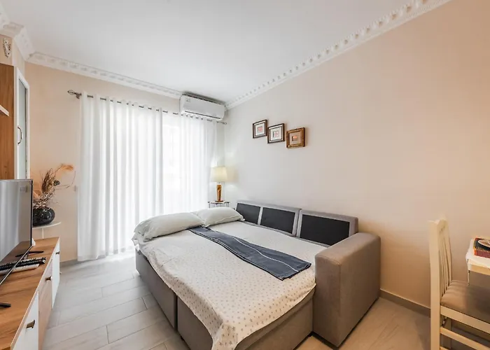 Appartamento Helia's Cozy Qerret *